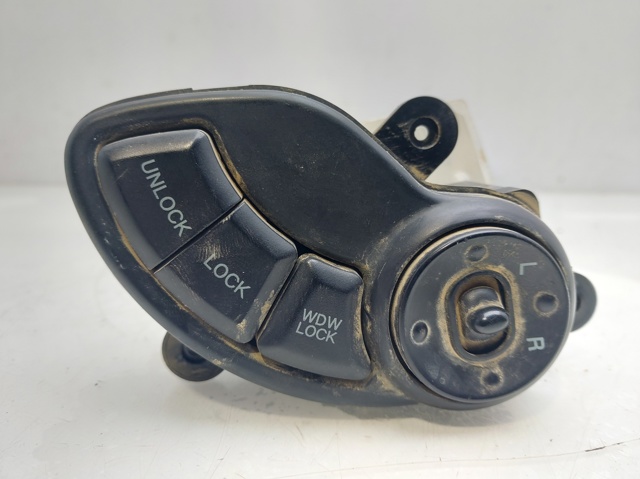 9353026000 Hyundai/Kia