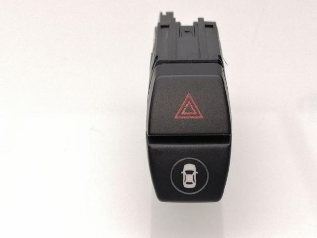 Przycisk włączania światła awaryjnego 9354186 BMW