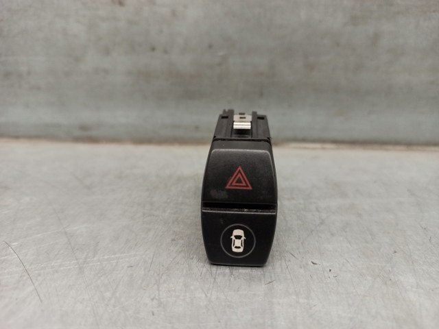 Przycisk włączania światła awaryjnego 9354186 BMW