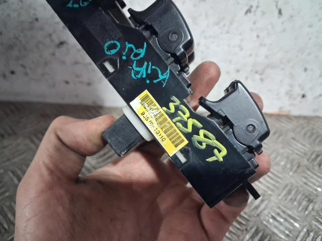 935701G110 Hyundai/Kia