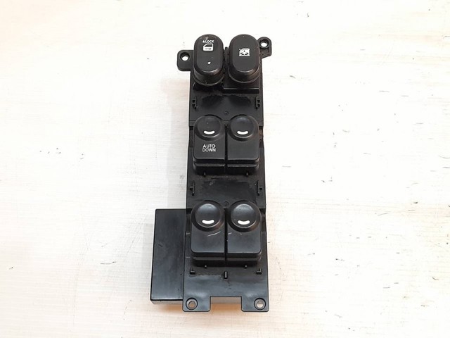935702L010 Hyundai/Kia