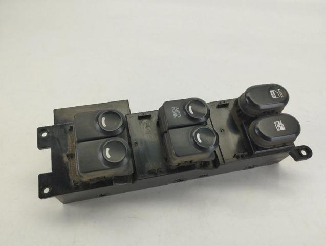 Panel przyciskowy sterowania podnośnikiem szyby przedni lewy 935702L010 HYUNDAI