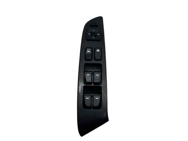 Panel przyciskowy sterowania podnośnikiem szyby przedni lewy 935702Y0109P HYUNDAI