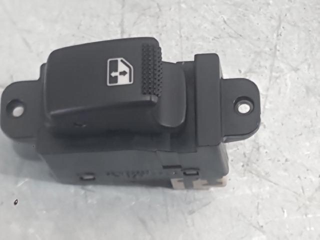 935782D000 Hyundai/Kia