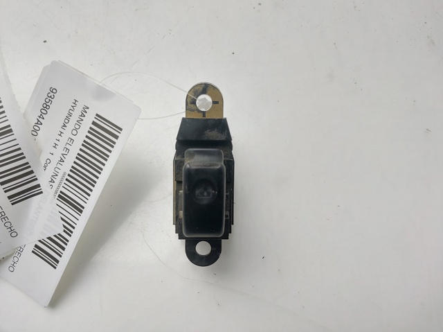 935804A000 Hyundai/Kia