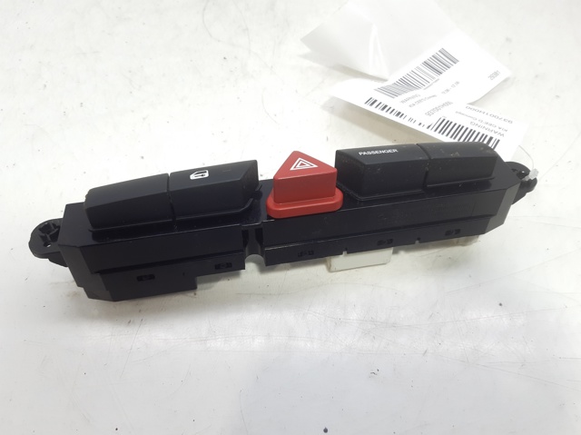 Przycisk włączania światła awaryjnego 937001H000 HYUNDAI