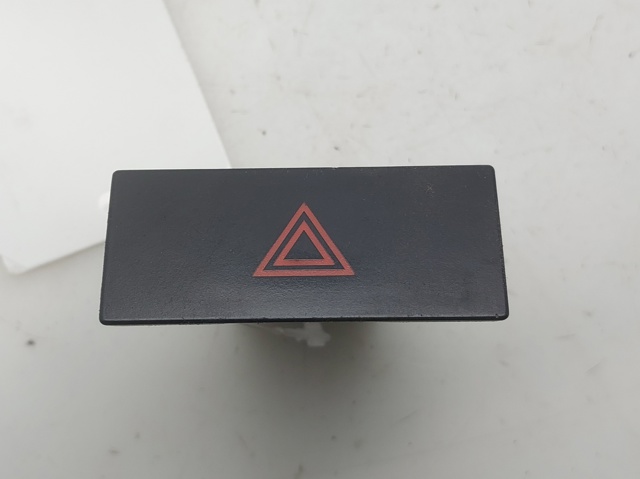 Przycisk włączania światła awaryjnego 937902C000 HYUNDAI
