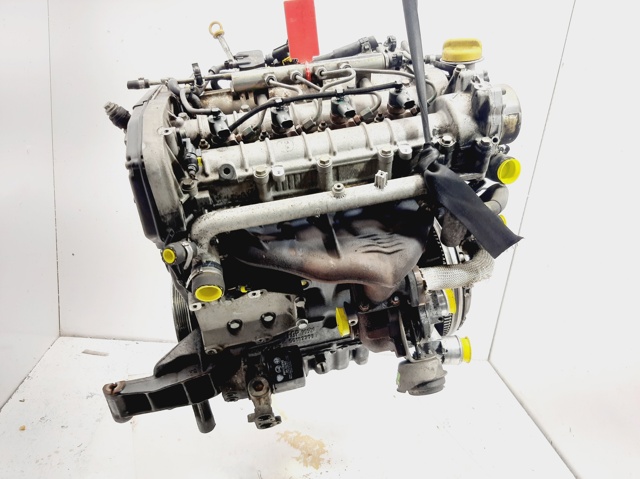 Silnik w komplecie 937A5000 FIAT