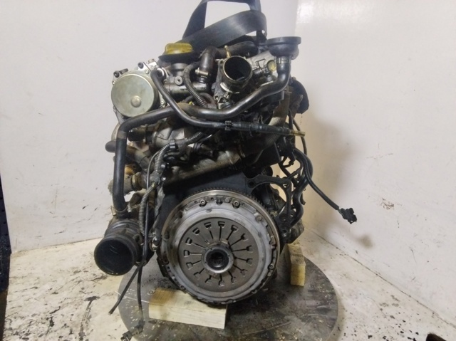 Silnik w komplecie 937A5000 FIAT