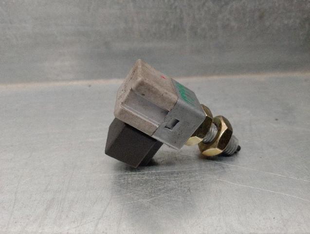 Czujnik włącznika świała stop 9381038110 HYUNDAI