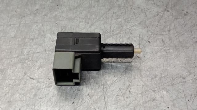 Czujnik włącznika świała stop 938103S000 HYUNDAI