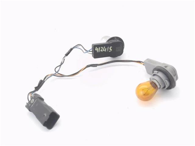 Lampa zespolona tylna lewa 93854431 OPEL