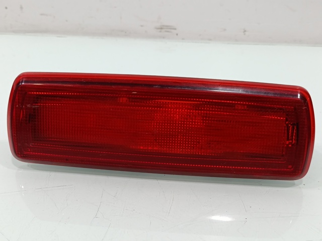 Lampa stop tylna dodatkowa 93867977 OPEL