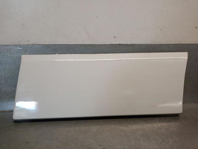 Nakładka błotnika tylnego lewego 93868749 OPEL