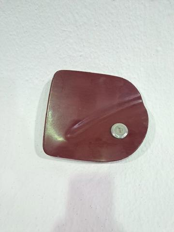Klapka wlewu paliwa do Nissan Navara D40