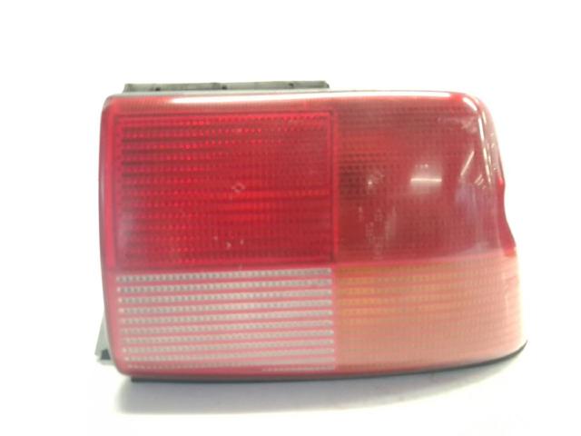 Lampa zespolona tylna prawa 93AG13A602AA FORD