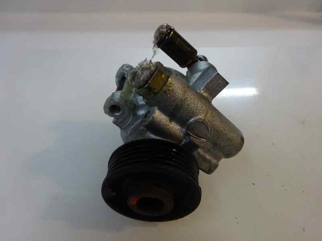 Pompa wspomagania hydraulicznego kierownicy 93BB3A674CB FORD