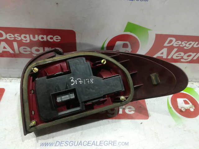 Lampa zespolona tylna prawa 93BG13N004 FORD