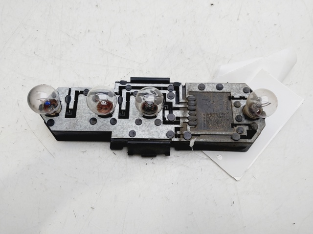 Lampa zespolona tylna prawa 93BG13N004 FORD