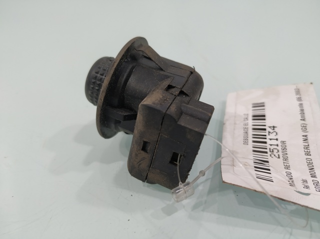 93BG17B676BA Ford