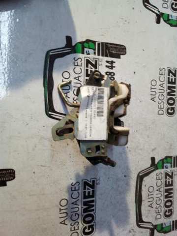Zamek drzwi tylnych prawych 94330592 OPEL