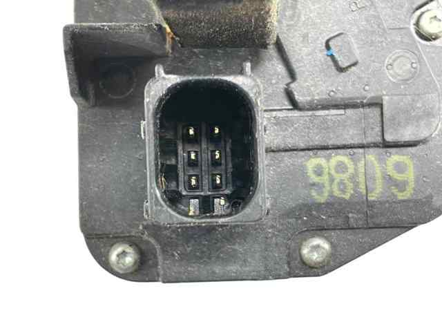 Zamek drzwi tylnych prawych Chevrolet Captiva 1 C100