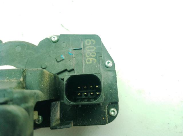 Zamek drzwi tylnych prawych Chevrolet Captiva 1 C100