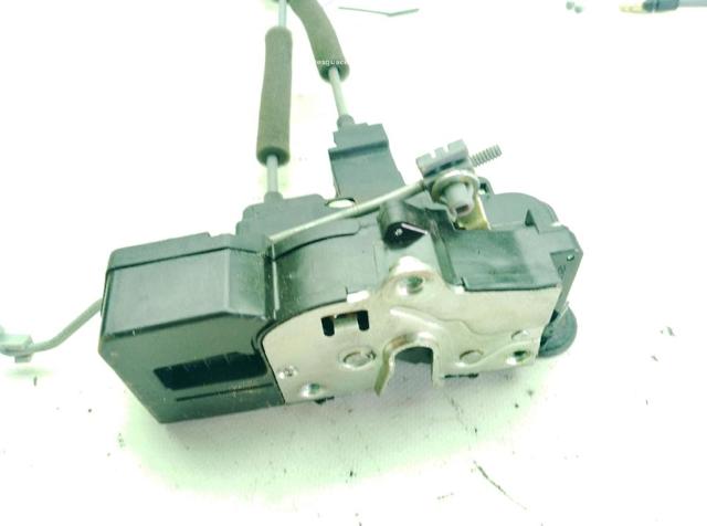 Zamek drzwi tylnych prawych Chevrolet Captiva 1 C100