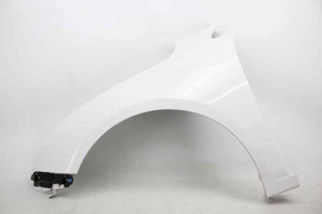 Błotnik przedni lewy 94560507 GM