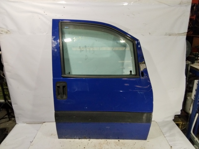 Kupić Drzwi przednie prawe Fiat Scudo  220P w dobrej cenie