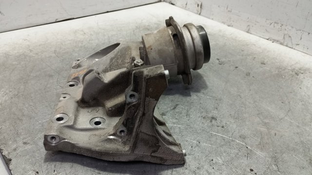 Poduszka (podpora) silnika lewa Porsche Cayenne 2 92A