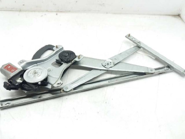 Mechanizm podnoszenia szyby drzwi przednich prawych 95015330 GM