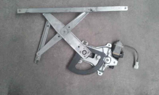 Mechanizm podnoszenia szyby drzwi przednich prawych 95015330 GM