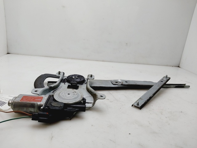 Mechanizm podnoszenia szyby drzwi przednich prawych 95015330 GM
