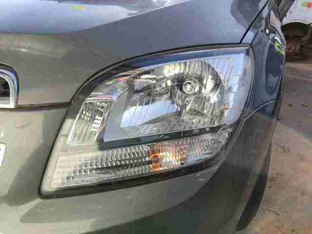 Reflektor lewy 95025585 GM