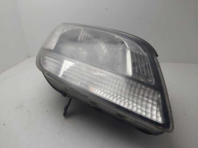 Reflektor prawy 95025586 GM
