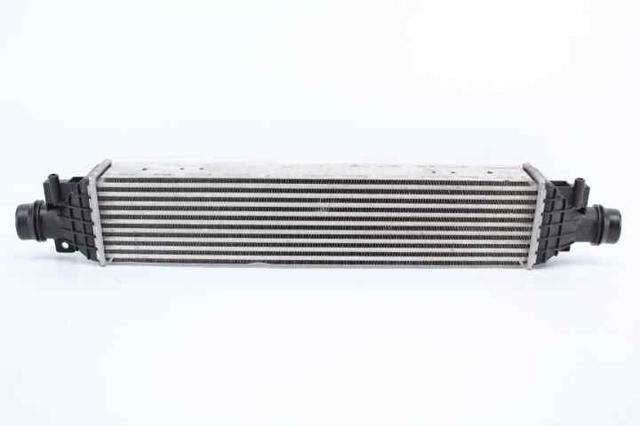 Chłodnica intercoolera 95026333 OPEL