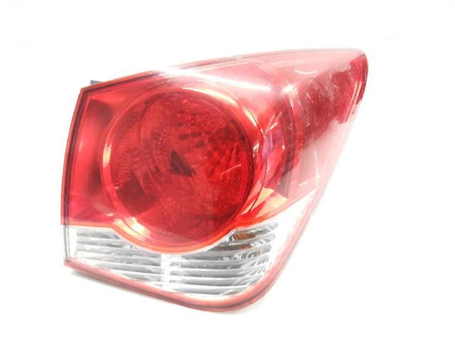 Lampa zespolona tylna prawa zewnętrzna 95039731 GM