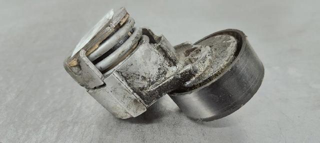 Napinacz paska napędowego 950649 RENAULT