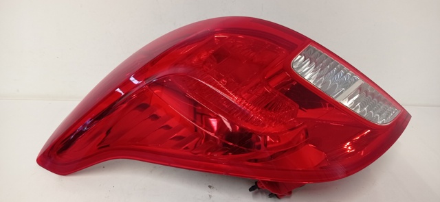 Lampa tylna Opel Mokka
