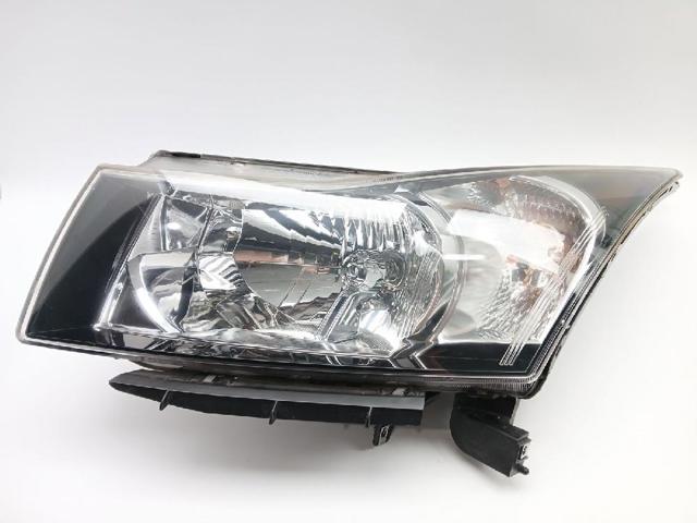 Reflektor lewy 95137775 GM