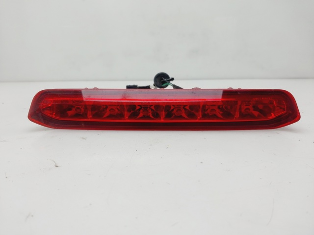 Lampa stop tylna dodatkowa 95151129 OPEL