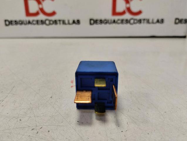 952102E000 Hyundai/Kia