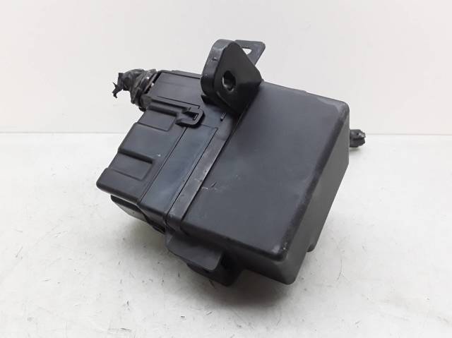 952102E000 Hyundai/Kia