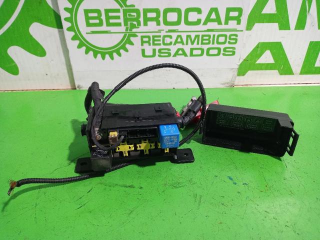 952102E000 Hyundai/Kia