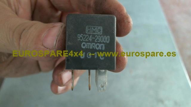 Przekaźnik kierunkowskazów 9522429000 HYUNDAI