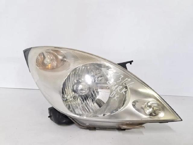 Reflektor prawy 95226892 GM