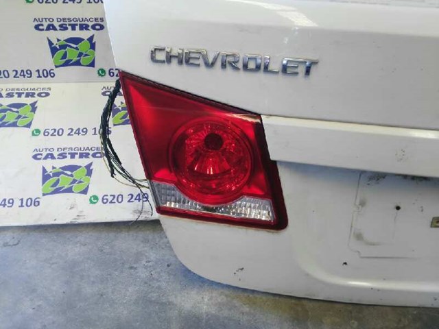 Lampa zespolona tylna lewa zewnętrzna 95393941 GM