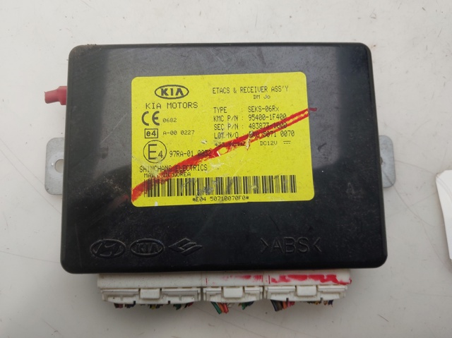 Blok komfortu 954001F400 HYUNDAI