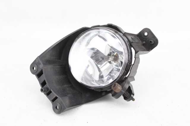 Lampa przeciwmgielna prawa 95416888 GM